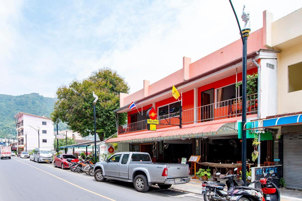 Oyo 328 Onion House Hotel Kata Beach  Exterior photo