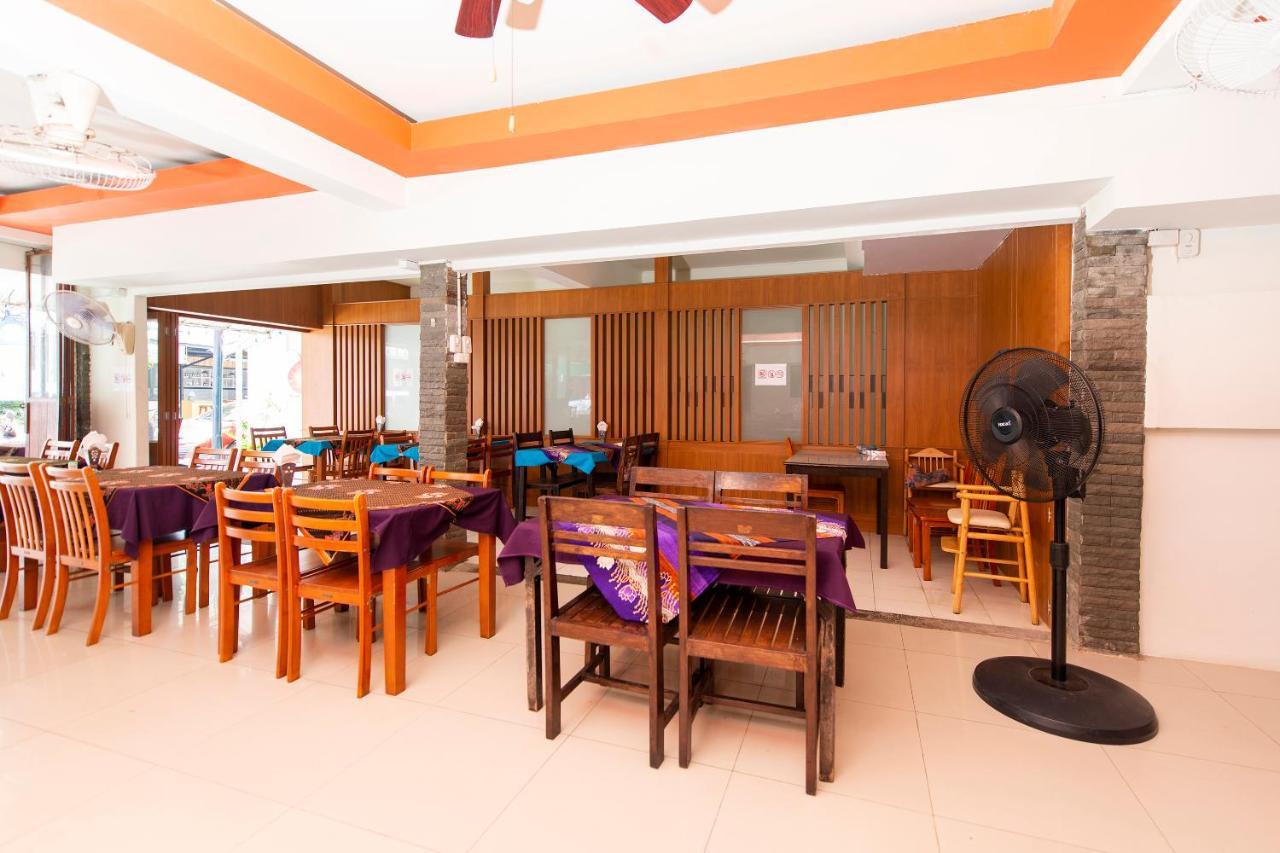 Oyo 328 Onion House Hotel Kata Beach  Exterior photo